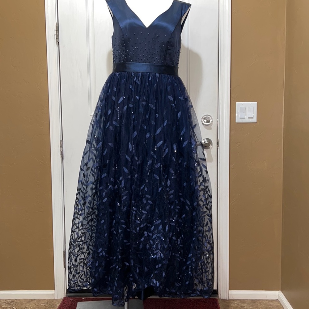 Prom wedding graduation dress